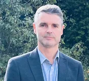 Neil Hayton